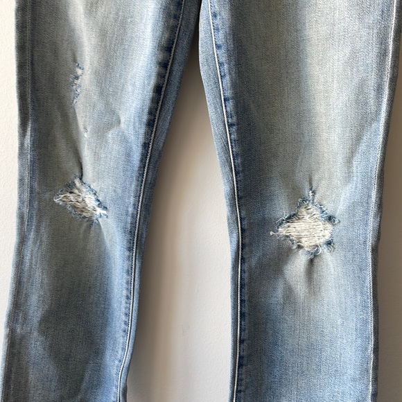 MOTHER Light Blue Cropped Jeans - Picture 9 of 9